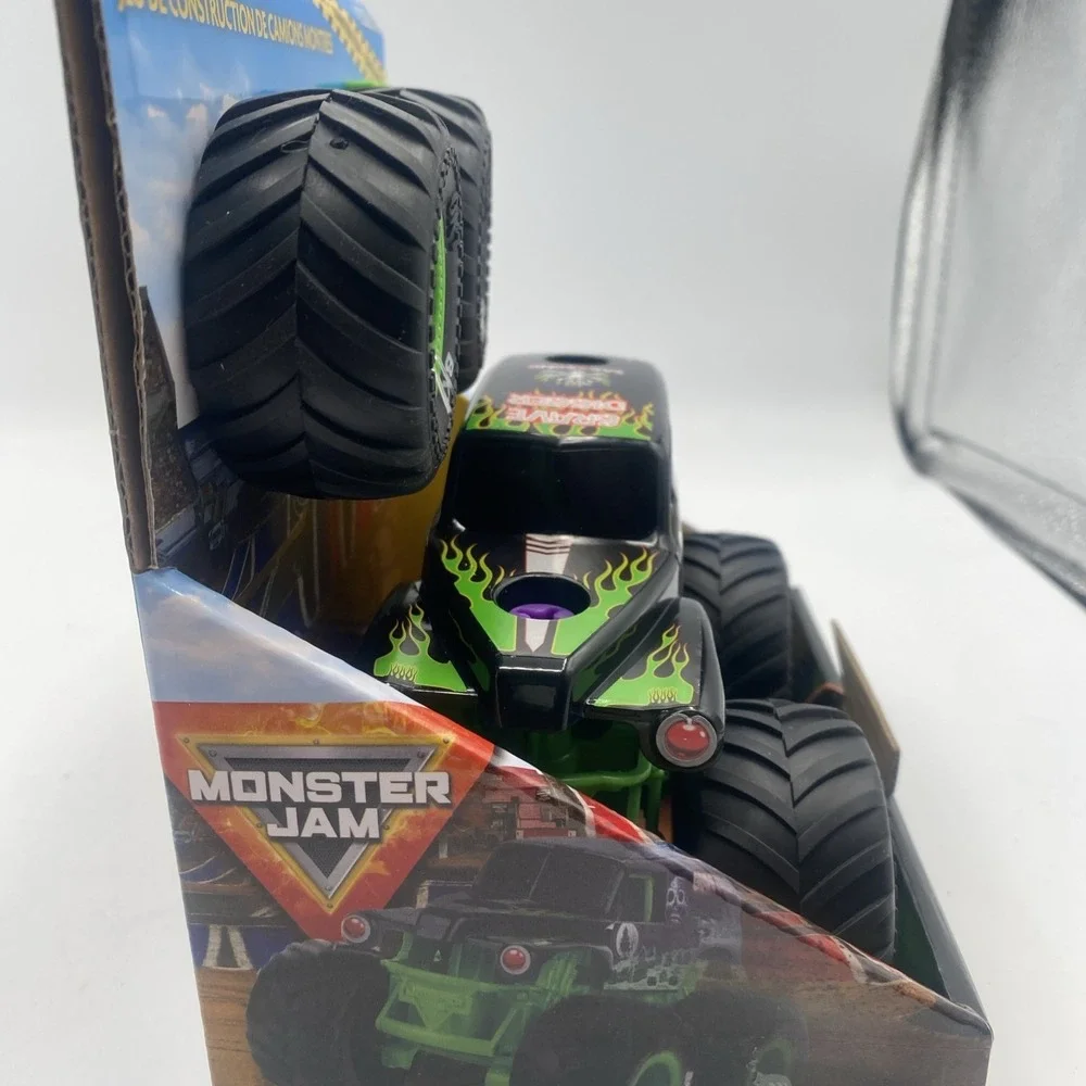 Monster Jam‎ Mechanix Grave Digger Build & Rebuild 1:32 Race Truck Kit